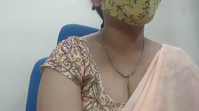 Lovely Siri 23 online show from February 20, 10:04 pm