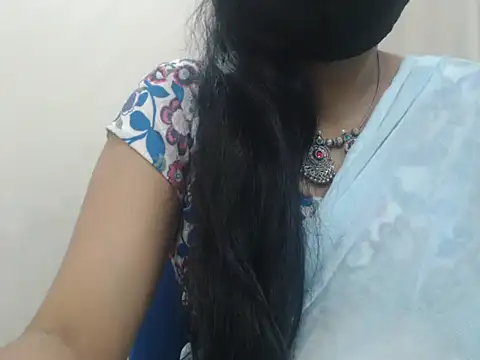 Lovely Siri 23 online show from May 1, 3:55 am