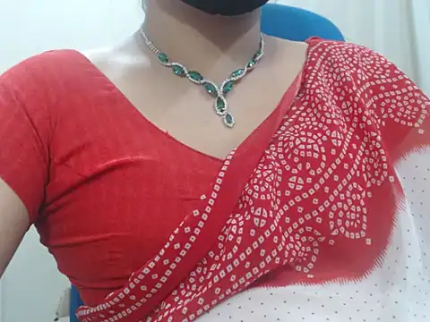 Snapshot of Lovely_Siri_23 chatting on June 20, 7:49 pm Lovely Siri 23 online show from June 20, 7:49 pm