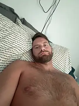 Snapshot of bigdon5169 chatting on June 15, 2:52 pm bigdon5169 online show from June 15, 2:52 pm