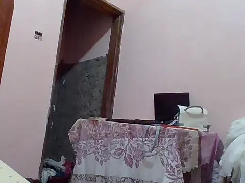 sweetbabra1 online show from December 19, 3:30 pm