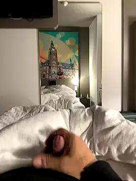 Snapshot of neugrg chatting on October 6, 10:07 pm neugrg online show from October 6, 10:07 pm