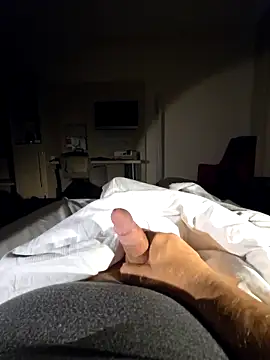 Snapshot of neugrg chatting on October 31, 6:47 am neugrg online show from October 31, 6:47 am