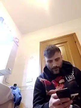 Snapshot of coppiasenzacensura chatting on December 23, 10:46 am coppiasenzacensura online show from December 23, 10:46 am