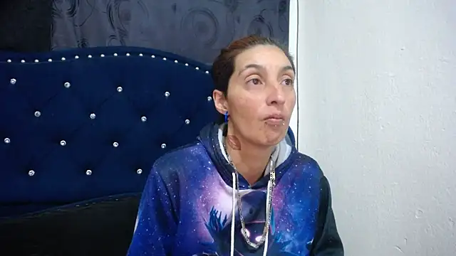 Snapshot of anyu1306 chatting on March 20, 7:47 am anyu1306 online show from March 20, 7:47 am