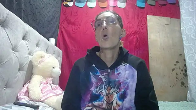 Snapshot of anyu1306 chatting on November 15, 1:36 am anyu1306 online show from November 15, 1:36 am