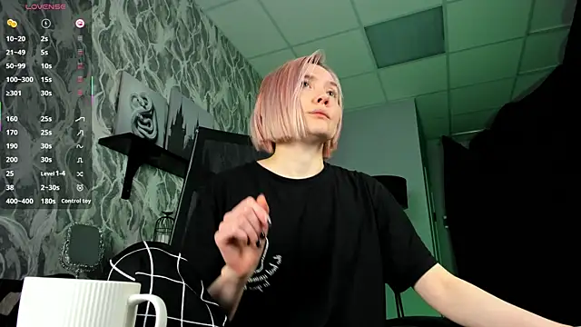 ReiYosimoto online show from November 23, 2:39 pm