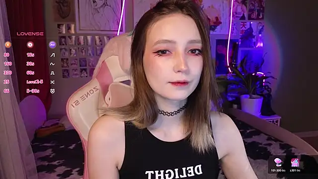 Evie Ro online show from April 27, 11:36 pm
