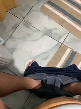 Snapshot of gui6789b chatting on October 15, 2:55 am gui6789b online show from October 15, 2:55 am