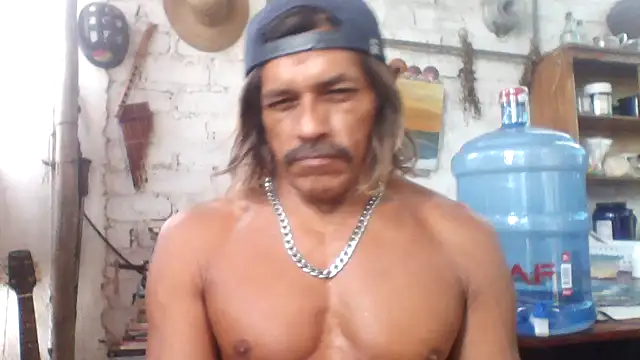 Snapshot of kvr27 chatting on June 9, 12:28 pm kvr27 online show from June 9, 12:28 pm