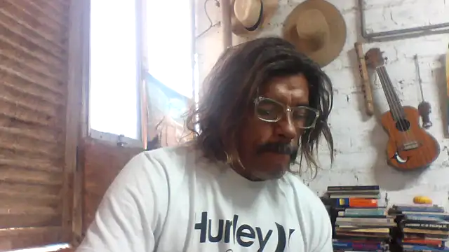 Snapshot of kvr27 chatting on June 29, 12:16 pm kvr27 online show from June 29, 12:16 pm
