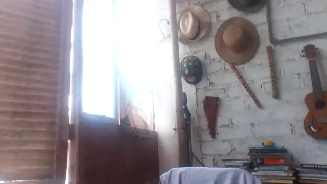 Snapshot of kvr27 chatting on July 28, 4:27 pm kvr27 online show from July 28, 4:27 pm