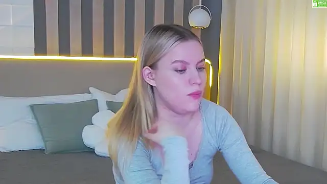 AmaliaBell online show from May 31, 1:07 pm