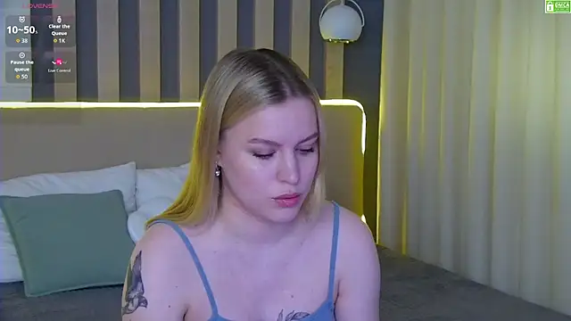 AmaliaBell online show from June 5, 1:39 pm