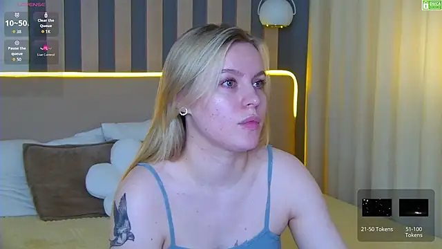 AmaliaBell online show from June 21, 1:13 pm