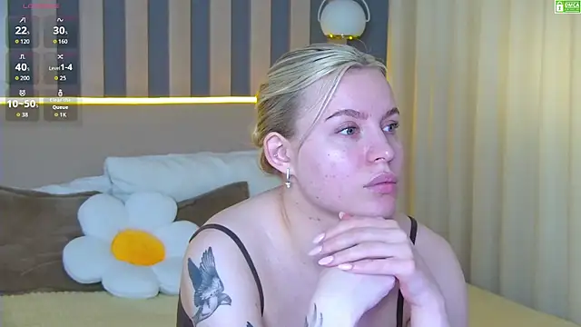 AmaliaBell online show from July 8, 1:15 pm