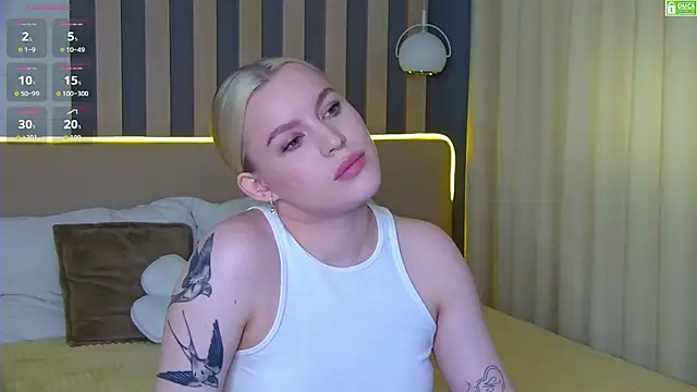 AmaliaBell online show from July 12, 1:13 pm