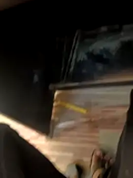 Snapshot of u_wan_me chatting on December 20, 4:41 am u wan me online show from December 20, 4:41 am