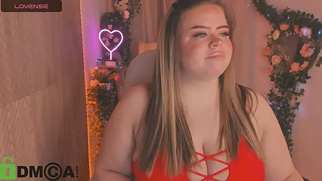 Sheila queen  online show from December 20, 8:55 pm