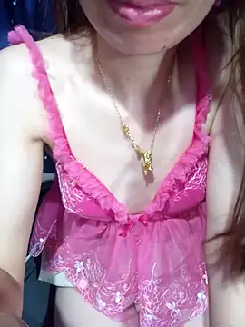 Snapshot of __Mai-love19__ chatting on May 10, 1:27 pm Mai-love19 online show from May 10, 1:27 pm