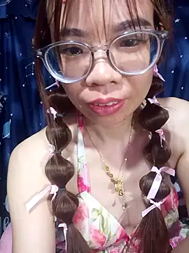 Snapshot of __Mai-love19__ chatting on May 13, 10:27 pm Mai-love19 online show from May 13, 10:27 pm