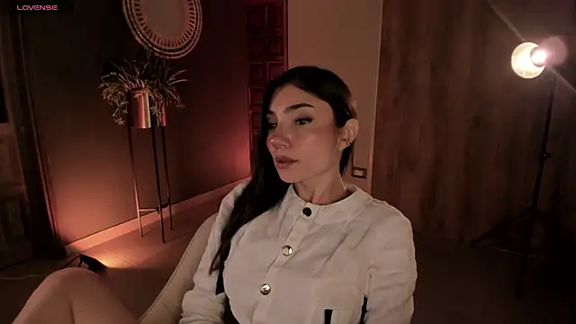 AmyArmstrong online show from February 25, 11:44 pm