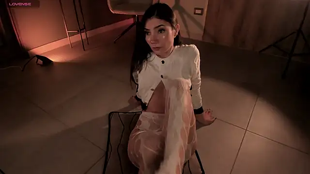 AmyArmstrong online show from February 26, 2:48 am