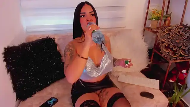 Gypsie velvet1 online show from May 4, 8:27 pm