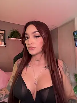 Snapshot of DaniDusan_ chatting on February 21, 5:25 pm DaniDusan online show from February 21, 5:25 pm