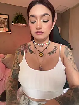 Snapshot of DaniDusan_ chatting on March 1, 8:33 pm DaniDusan online show from March 1, 8:33 pm