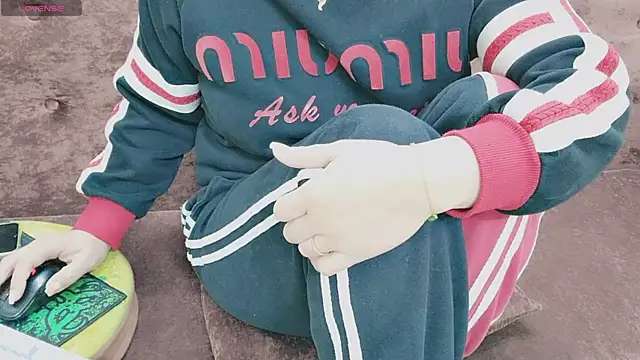 Sophie Secret online show from November 27, 9:39 pm