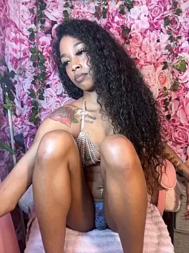 mismialove online show from October 26, 5:24 am