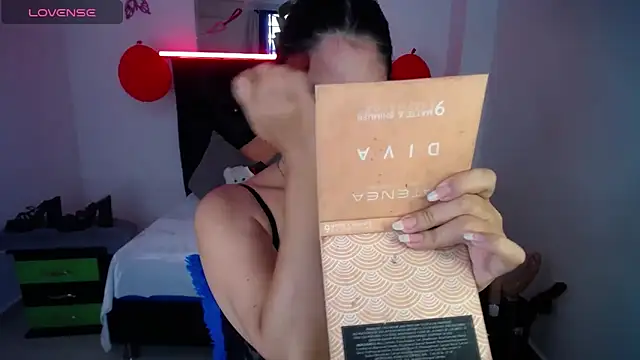 susan smith18 online show from February 19, 1:28 pm