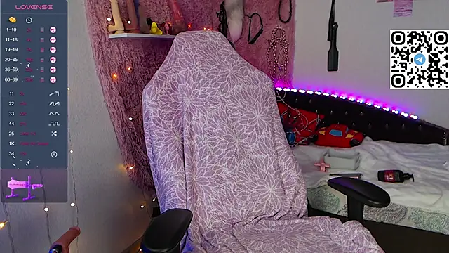 Snapshot of Silvia_Santorskii chatting on January 29, 7:46 am Silvia Santorskii online show from January 29, 7:46 am