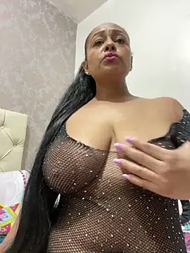Snapshot of sofia_xxx02 chatting on February 18, 9:20 pm sofia xxx02 online show from February 18, 9:20 pm