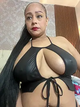 Snapshot of sofia_xxx02 chatting on March 22, 6:14 pm sofia xxx02 online show from March 22, 6:14 pm