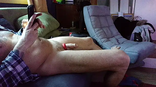 McPherson72 online show from June 18, 3:51 am