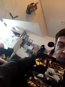 Snapshot of Affenarsch81 chatting on December 2, 10:50 am Affenarsch81 online show from December 2, 10:50 am