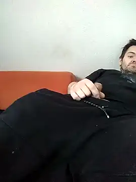 Snapshot of Affenarsch81 chatting on December 26, 11:32 am Affenarsch81 online show from December 26, 11:32 am